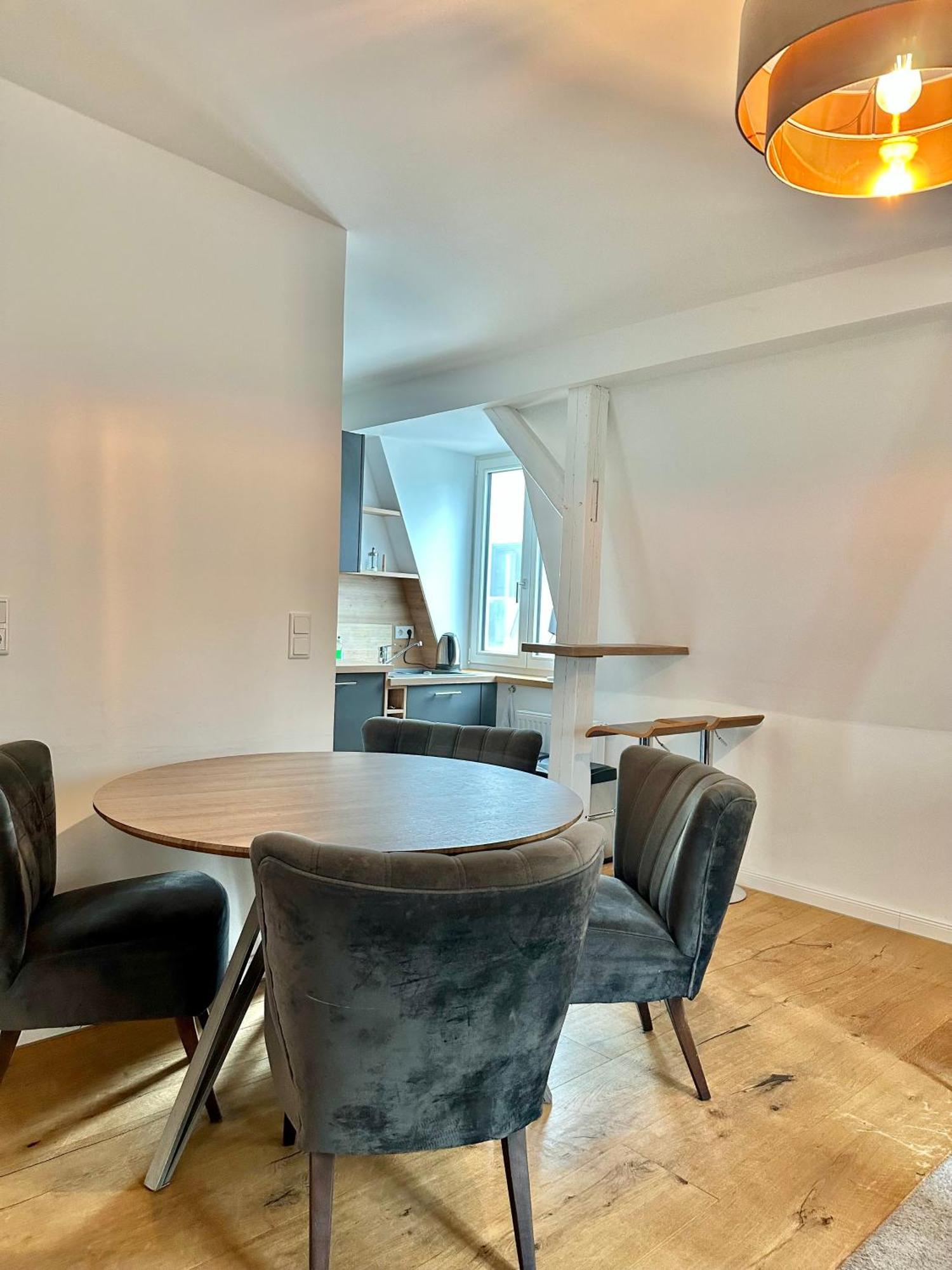Modernes City-Apartment Mit Blick In Den Park Und 2 Baeder H9 Oldenburg Exterior foto