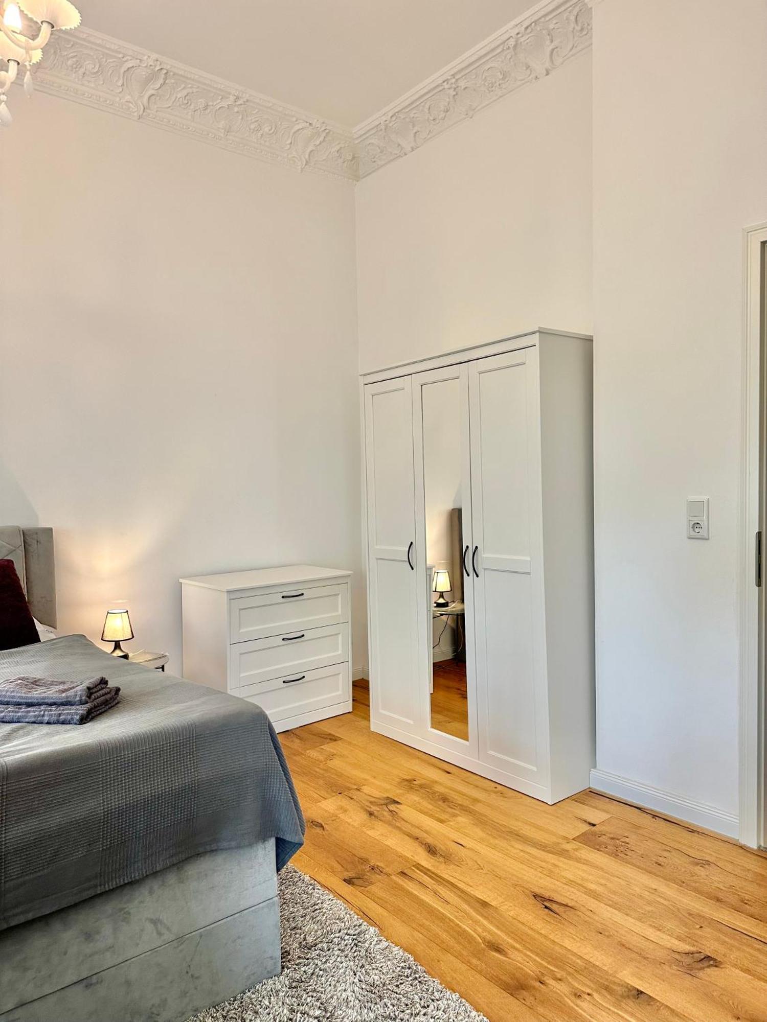 Modernes City-Apartment Mit Blick In Den Park Und 2 Baeder H9 Oldenburg Exterior foto